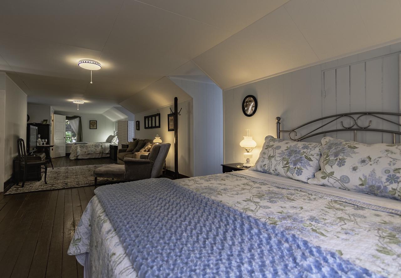 Riverboat Bed & Breakfast Натчес Екстериор снимка